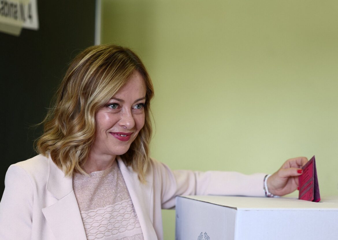 Νίκη του κόμματος της Τζ. Μελόνι δείχνουν τα exit poll