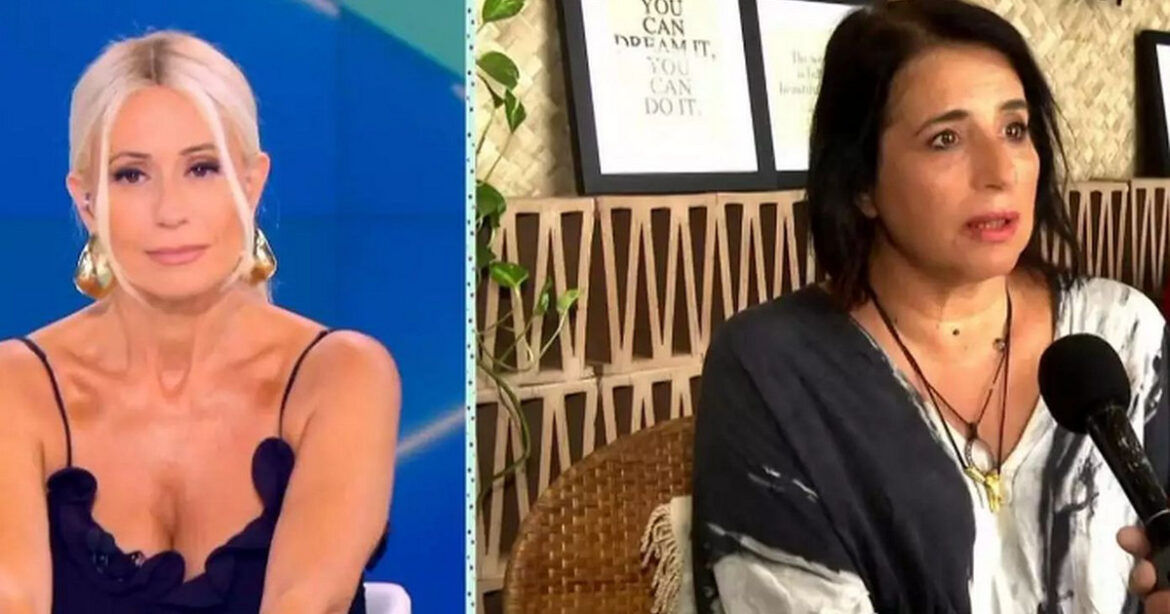 Κατερίνα Μπέη για Μαρία Μπακοδήμου: «Την περίοδο που χώριζε, κοιμόμασταν μαζί στο ένα δωμάτιο και ο άντρας της στο άλλο»