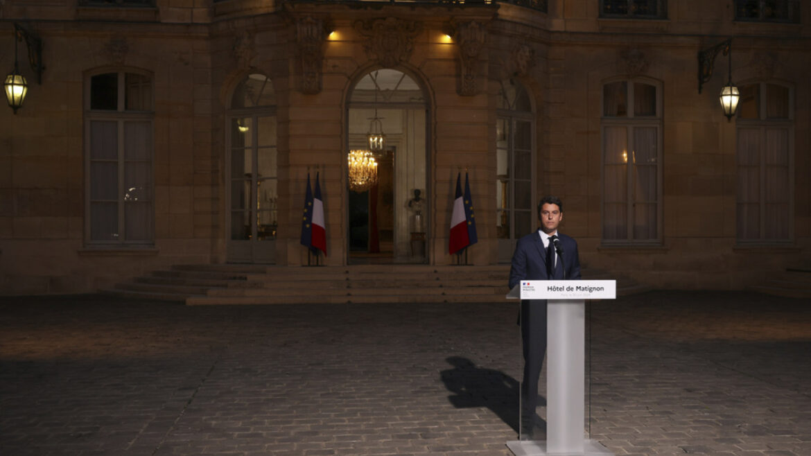 Γκαμπριέλ Ατάλ: Η ακροδεξιά είναι στην πόρτα της εξουσίας