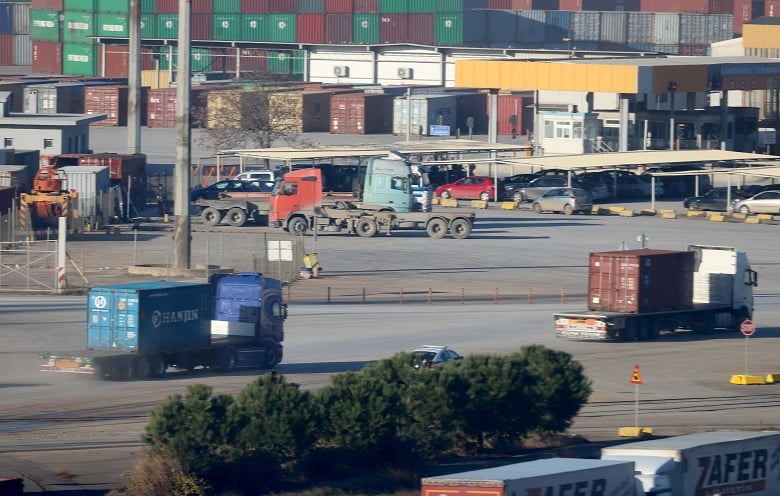 Προβληματισμός αλλά και οριακή αισιοδοξία στον Πανελλήνιο Σύνδεσμο Εξαγωγέων βάσει των στοιχείων του πεντάμηνου