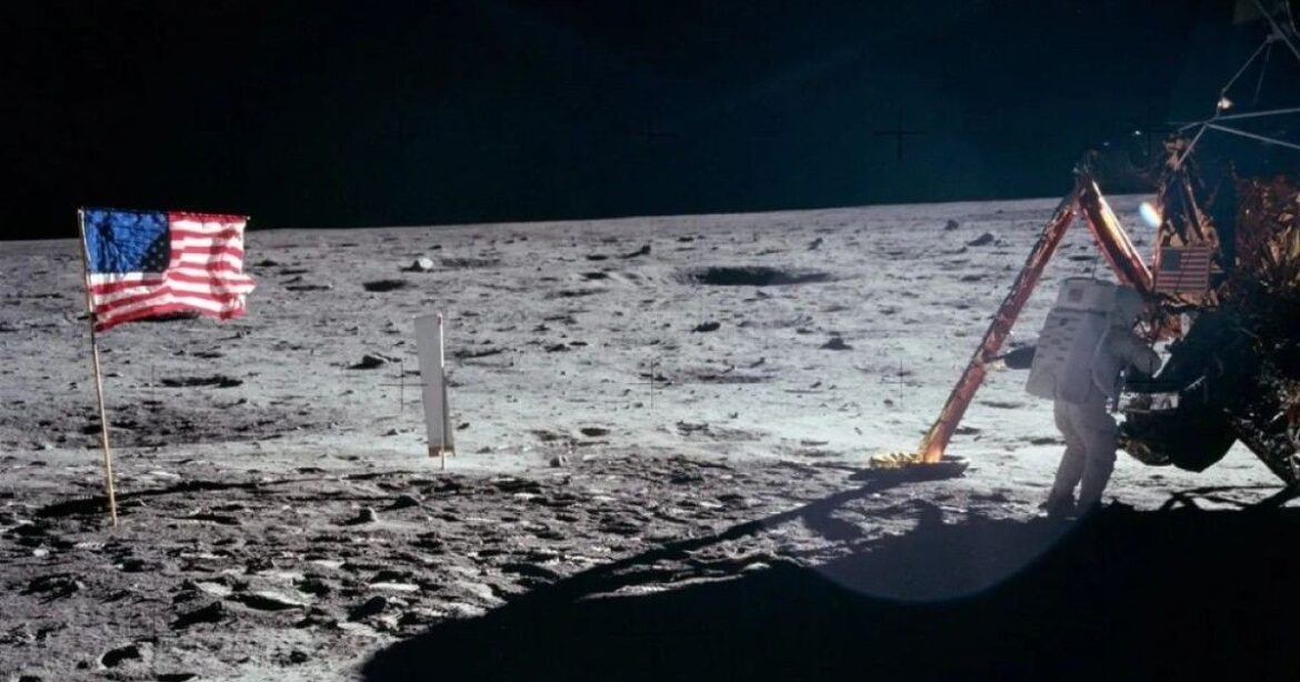 Τι απέγιναν οι σημαίες των ΗΠΑ στη Σελήνη;