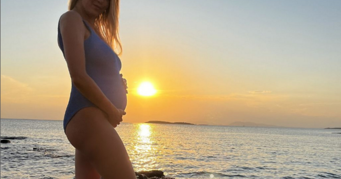 Έγκυος η Φωτεινή Πετρόγιαννη – «Σε περιμένουμε μικράκι μας»