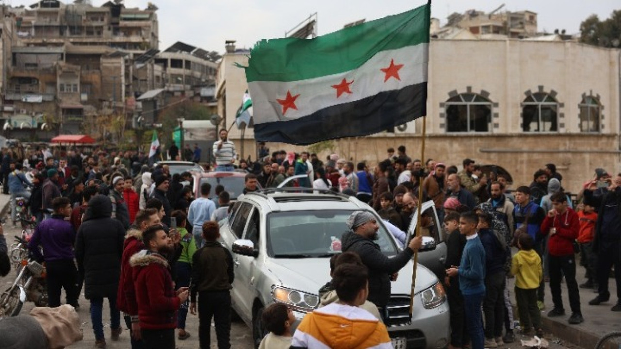 Συρία: Οι αντάρτες ανακοίνωσαν πως κατέλαβαν την πόλη Χομς 1