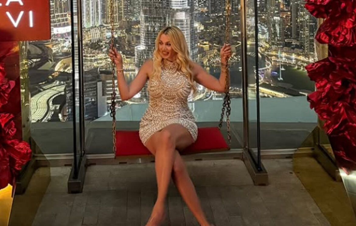 Οι νέες φωτογραφίες της Κωνσταντίνας Σπυροπούλου από το ταξίδι της στο Ντουμπάι