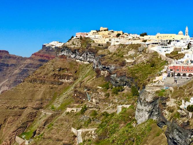 Η LAMDA Development στηρίζει τους μαθητές των νησιών που πλήττονται από τους σεισμούς στις Κυκλάδες