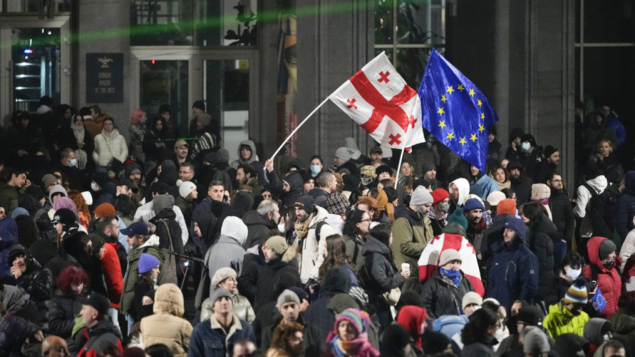 Σύλληψη ηγετών της αντιπολίτευσης κατά τη διάρκεια διαδήλωσης στη Γεωργία 1